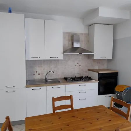 Sottocosta Apartment *